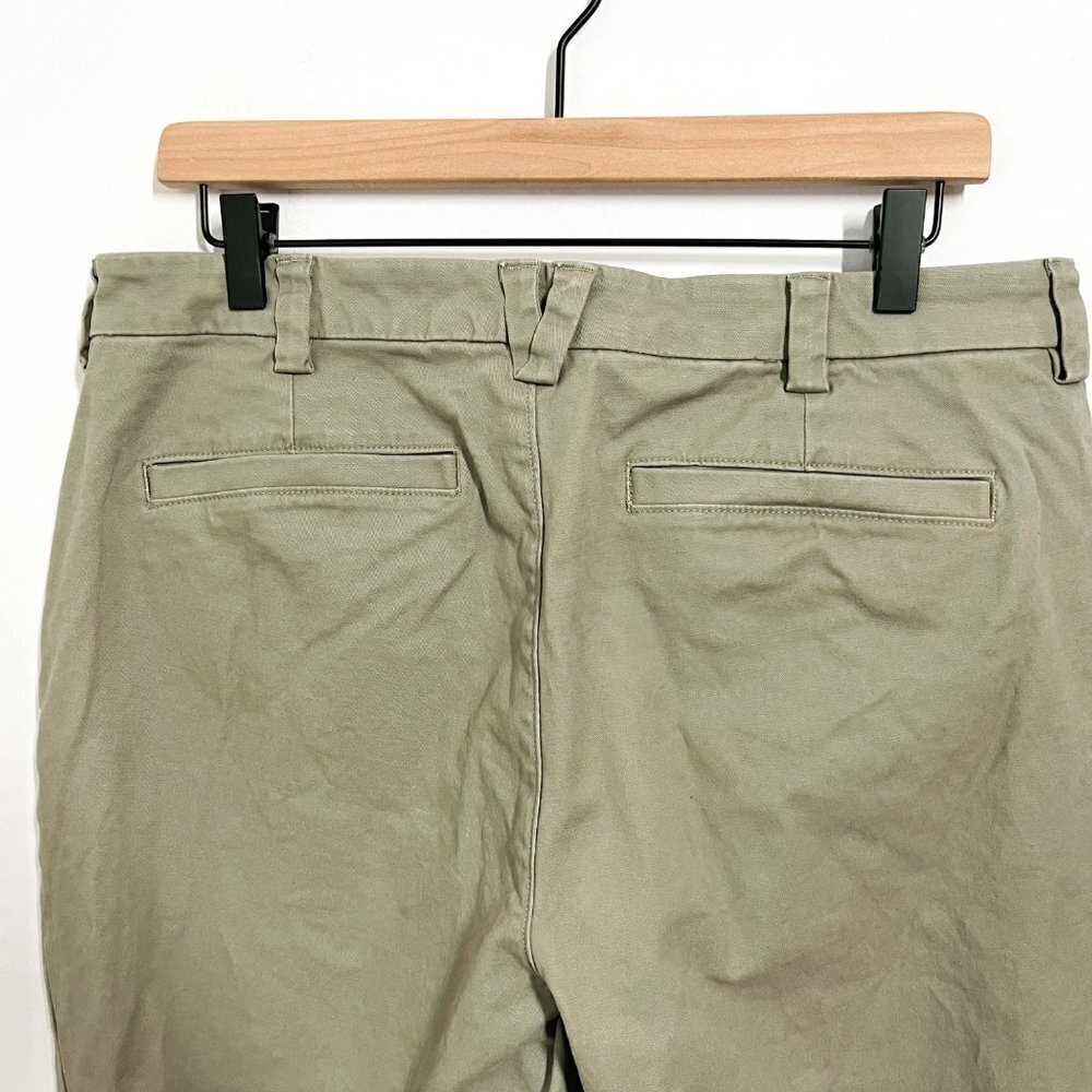 Duluth Trading Womens Green Chino Pants Size 12 / 29 Straight Leg Stretch - Picture 4 of 7